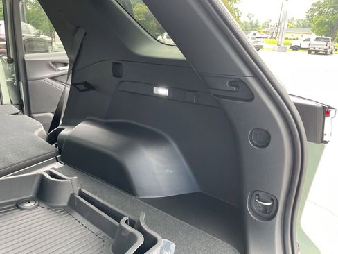 New 2026 Chevrolet Equinox LT w/ Safety and Technology Package FWD image 89