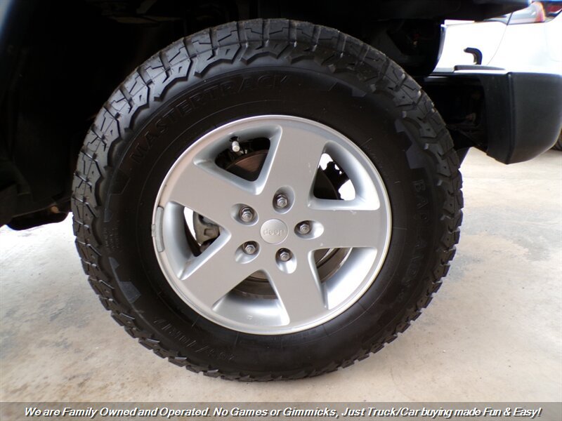 Used 2015 Jeep Wrangler Unlimited Sport w/ Quick Order Package 24S AWD/4WD image 33