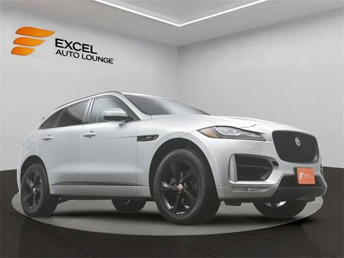 Used 2020 Jaguar F-PACE R-Sport image 44