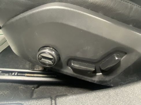 Certified 2025 Volvo S60 B5 Core image 11