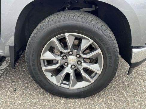 Used 2022 Chevrolet Silverado 1500 LT image 8