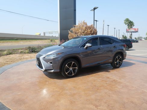Used 2016 Lexus RX 450h FWD w/ Luxury Package image 5