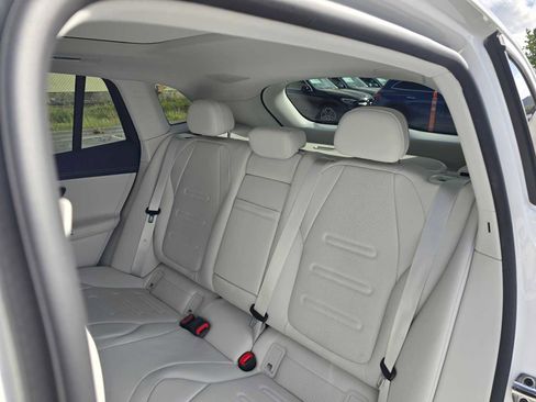 Used 2024 Mercedes-Benz EQE AMG 4MATIC SUV image 19