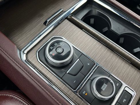 Used 2023 Ford Expedition Max Limited image 20