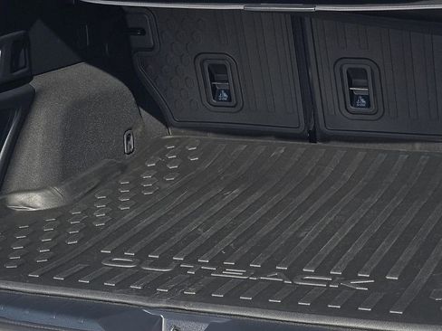 Certified 2025 Subaru Outback Premium image 9