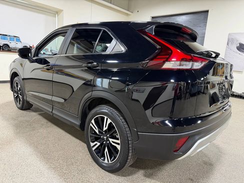 Used 2023 Mitsubishi Eclipse Cross SE image 21