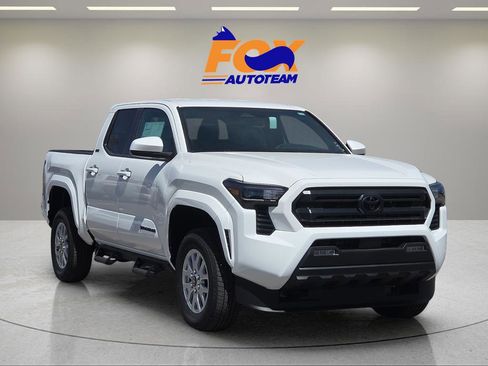 New 2026 Toyota Tacoma SR5 image 6