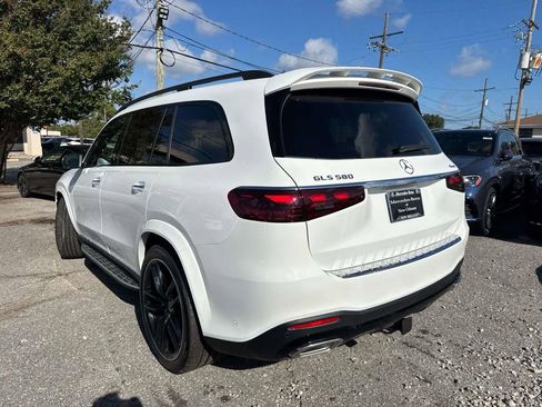 New 2026 Mercedes-Benz GLS 580 4MATIC image 4