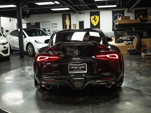 Used 2022 Toyota Supra Premium w/ Driver Assist Package image 6