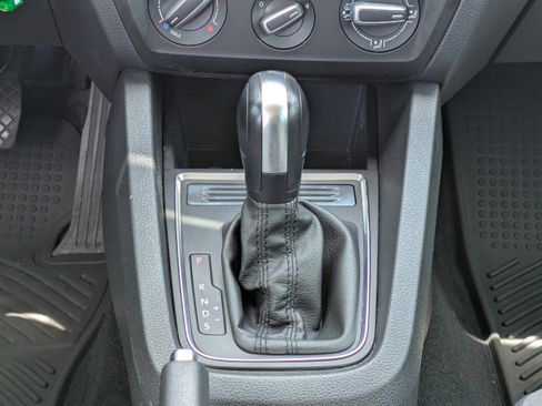 Used 2017 Volkswagen Jetta S FWD image 17