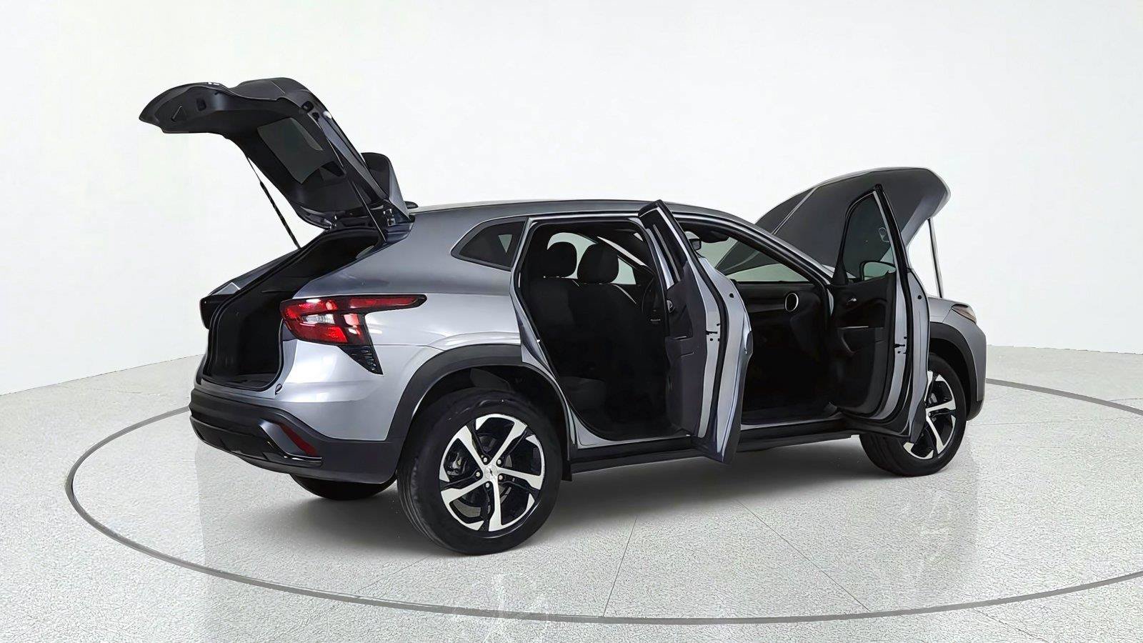 Used 2024 Chevrolet Trax RS FWD image 14