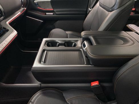 New 2025 Ford Expedition Tremor image 29