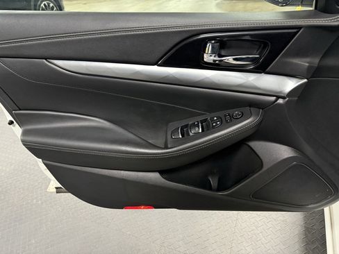 Used 2019 Nissan Maxima 3.5 SL w/ Floor Mat Group image 8