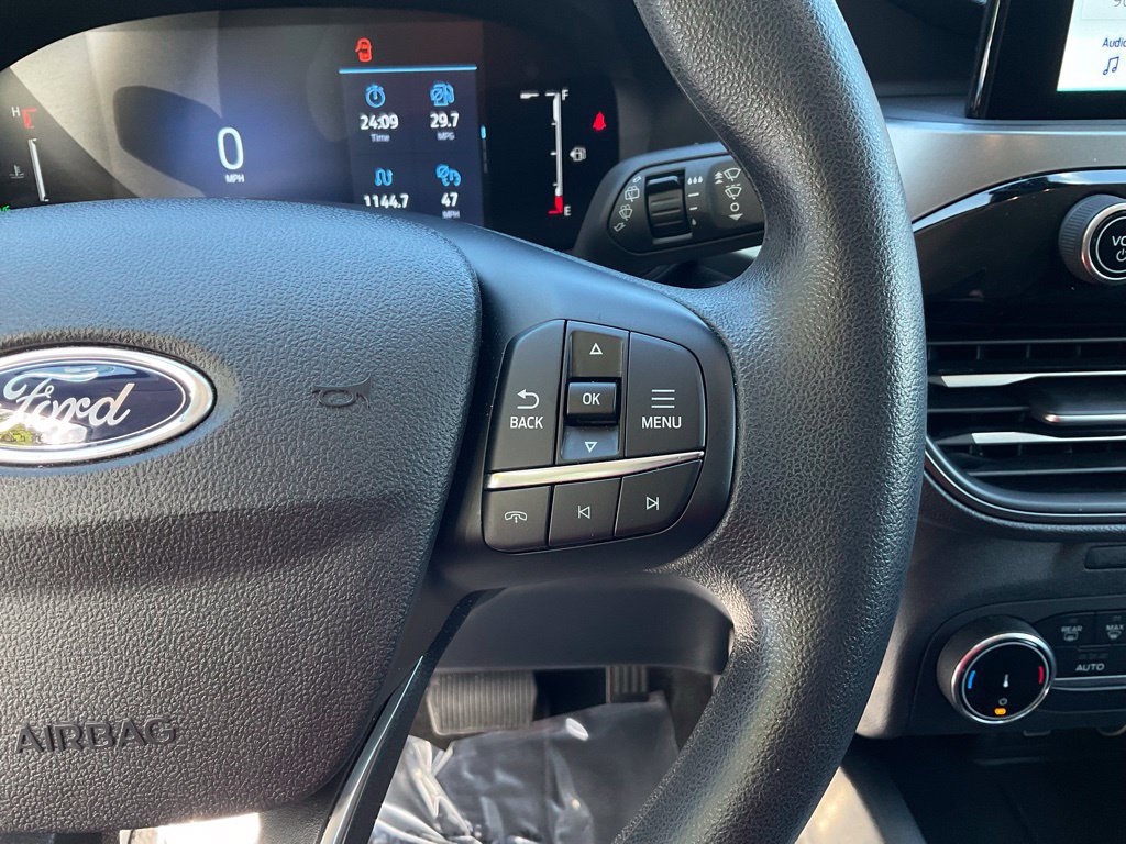 Used 2025 Ford Escape Active AWD/4WD image 12