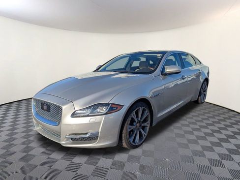 Used 2017 Jaguar XJ L Portfolio image 1
