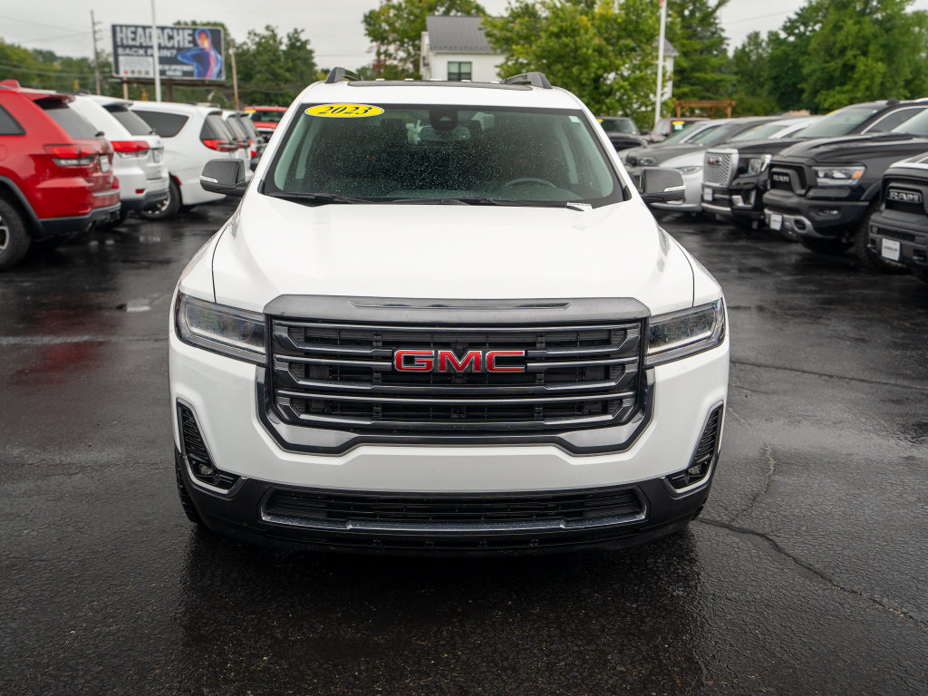 Used 2023 GMC Acadia AT4 w/ Preferred Package AWD/4WD image 3