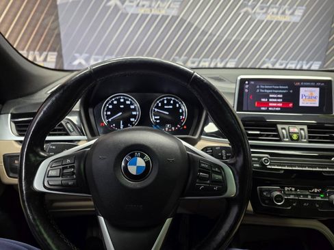 Used 2022 BMW X2 xDrive28i w/ Convenience Package AWD/4WD image 17
