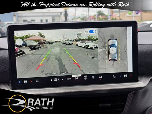 Used 2025 Ford Explorer ST-Line AWD/4WD image 15