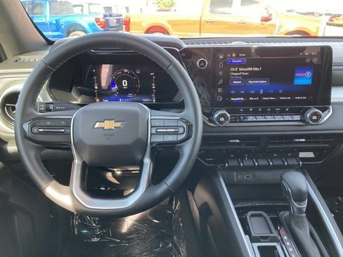 Used 2023 Chevrolet Colorado LT w/ LT Convenience Package II image 16