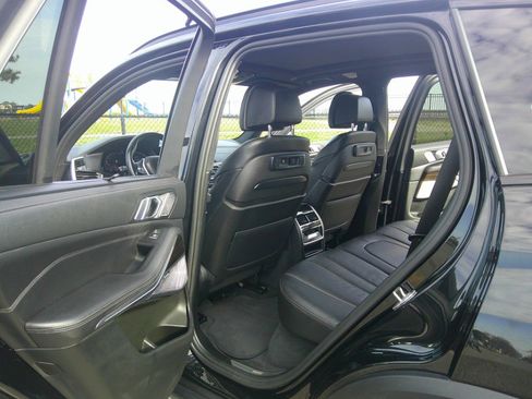 Used 2020 BMW X5 xDrive50i AWD/4WD image 32