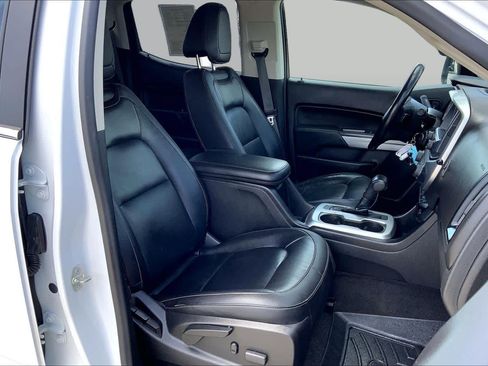 Used 2018 Chevrolet Colorado LT w/ Luxury Package, Chrome RWD image 9