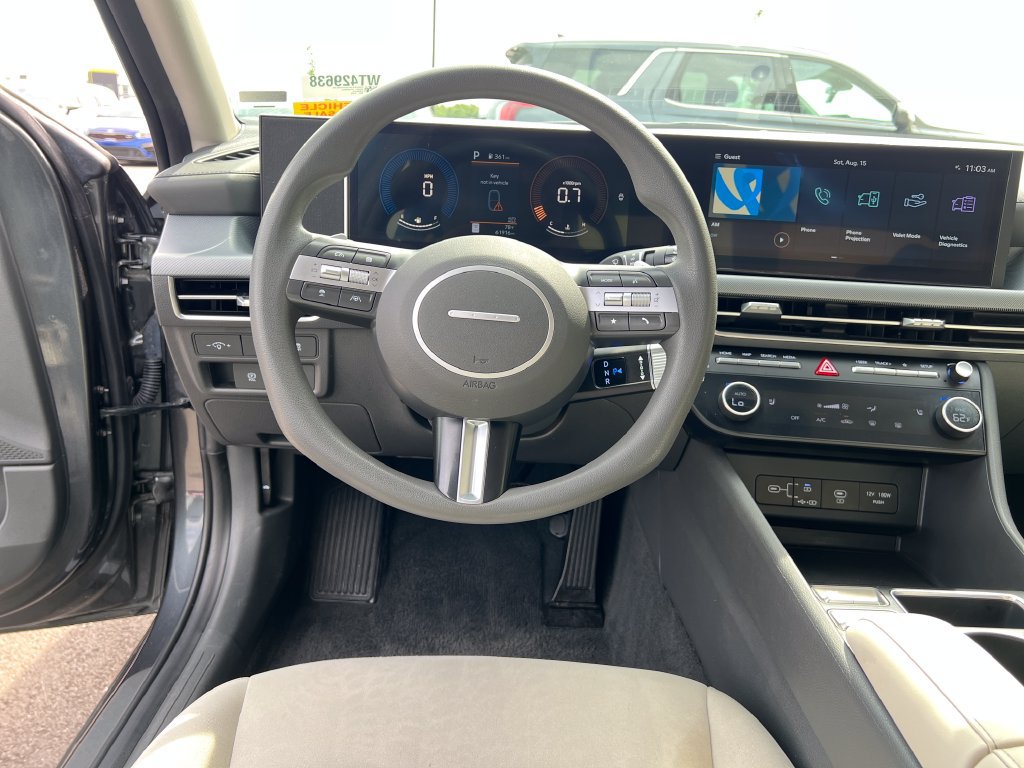 Used 2025 Hyundai Sonata SEL FWD image 13