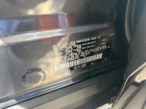 Used 2025 Toyota RAV4 XLE w/ Convenience Package AWD/4WD image 27