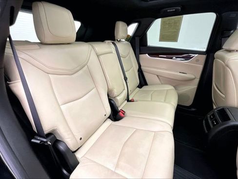 Used 2017 Cadillac XT5 Premium Luxury w/ Driver Assist Package image 17
