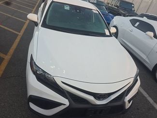 Used 2023 Toyota Camry SE FWD video 2