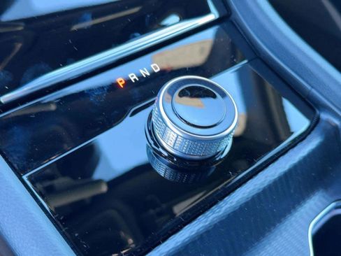 New 2025 Jeep Grand Cherokee L Laredo image 18