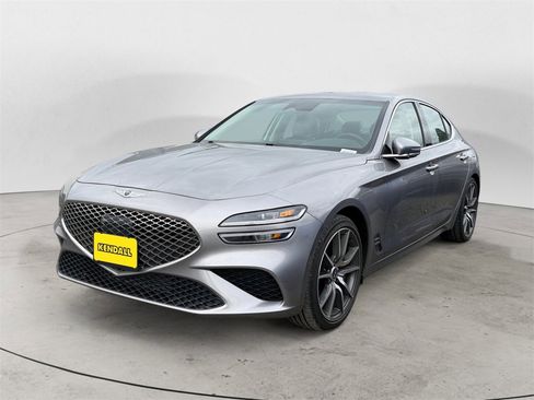 Used 2023 Genesis G70 2.0T image 1