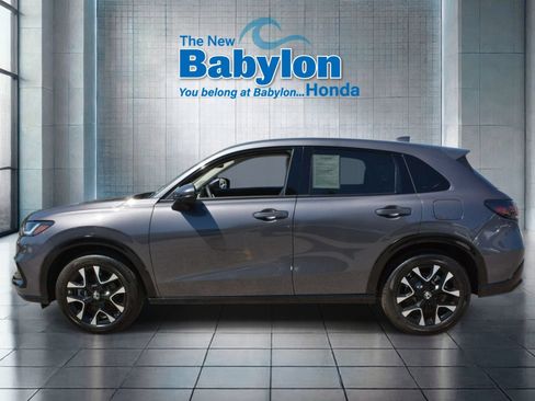 Used 2026 Honda HR-V EX-L image 2