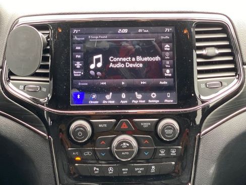 Used 2019 Jeep Grand Cherokee Limited X AWD/4WD image 23