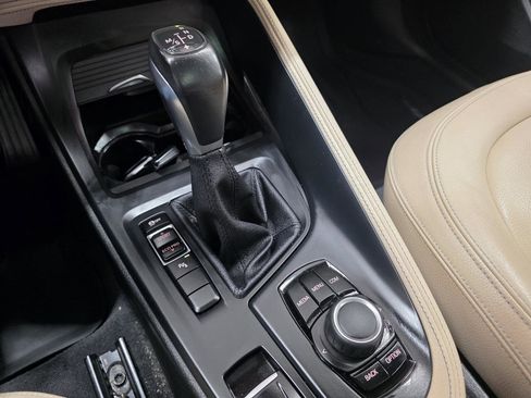 Used 2018 BMW X1 sDrive28i FWD image 16