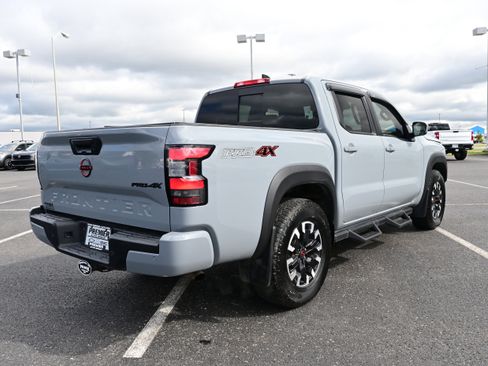 Used 2024 Nissan Frontier PRO-4X w/ Technology Package image 8