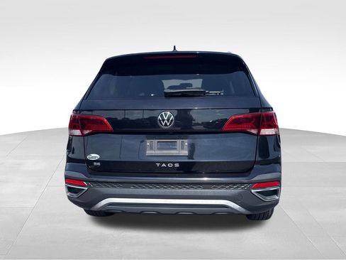 Used 2022 Volkswagen Taos SE FWD image 7