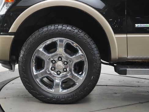 Used 2014 Ford F150 King Ranch w/ King Ranch Luxury Package AWD/4WD image 27