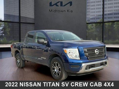 Used 2022 Nissan Titan SV image 1