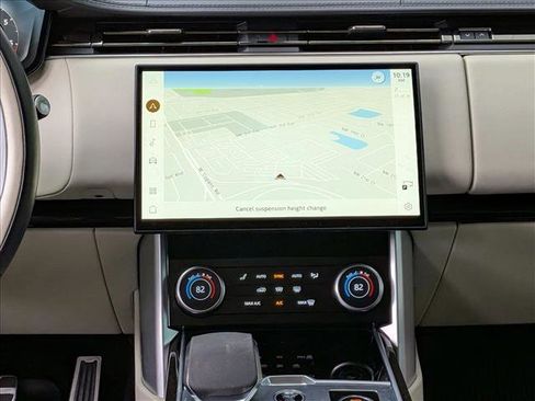 Certified 2023 Land Rover Range Rover Long Wheelbase SE image 10