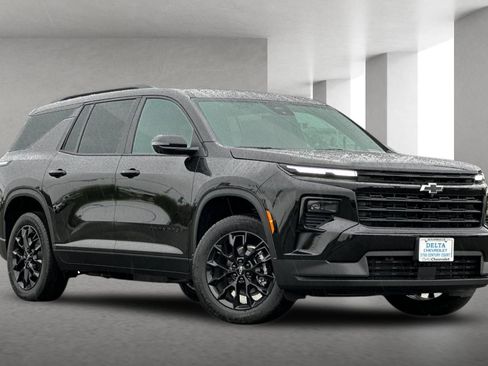 New 2026 Chevrolet Traverse LT w/ Midnight/Sport Edition image 2