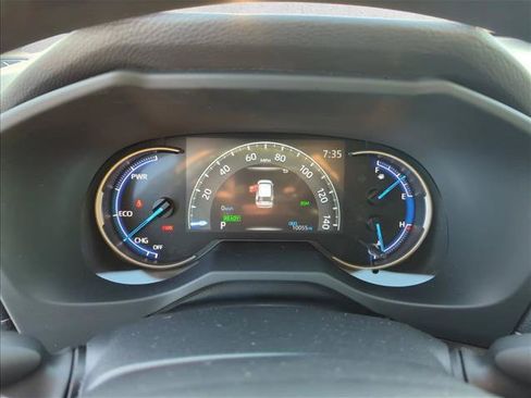 Certified 2025 Toyota RAV4 XLE AWD/4WD image 17