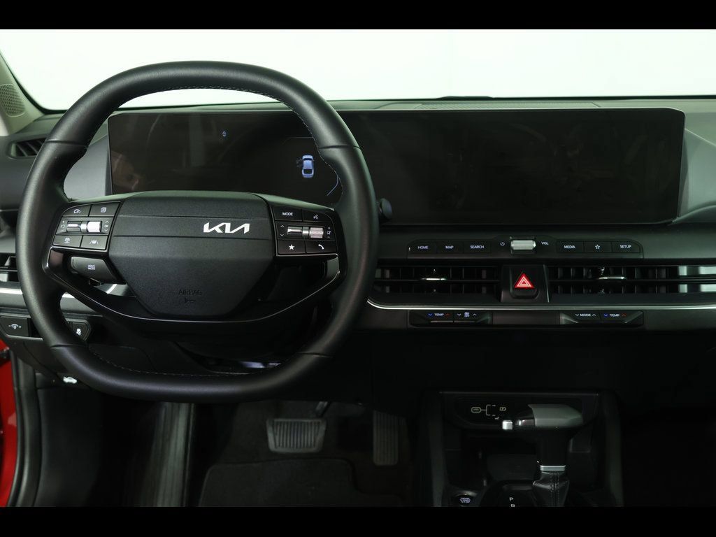 Used 2025 Kia K4 EX FWD image 10
