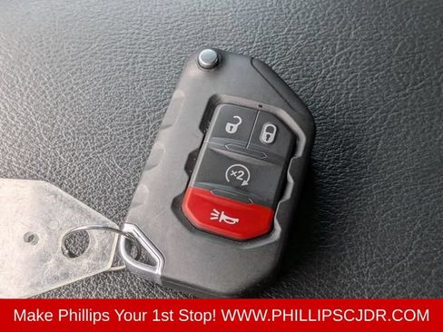 Used 2024 Jeep Wrangler Unlimited Sport AWD/4WD image 28