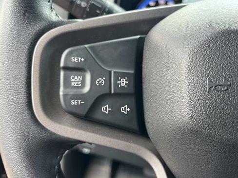 Used 2024 Ford Bronco Big Bend w/ Sasquatch Package AWD/4WD image 32
