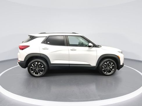 Used 2022 Chevrolet TrailBlazer LT image 9