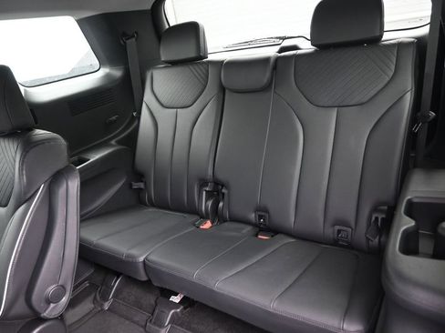 Used 2025 Hyundai Palisade SEL FWD image 15