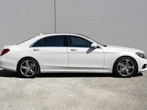 Used 2017 Mercedes-Benz S 550 Sedan image 9