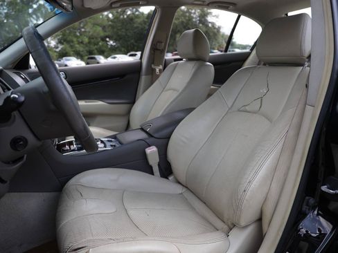 Used 2011 INFINITI G37 Journey w/ Premium Pkg RWD image 6