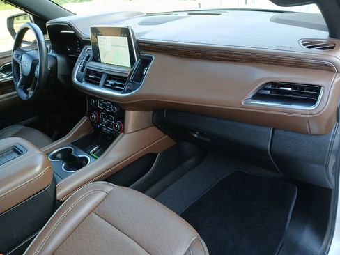 Used 2023 Chevrolet Tahoe High Country w/ Advanced Technology Package image 30