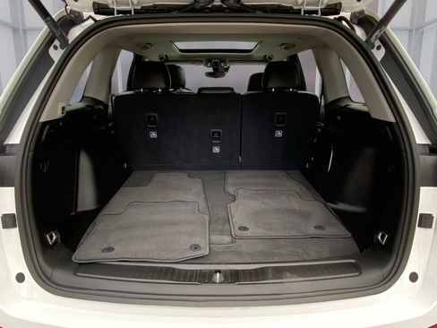 Used 2024 Jeep Grand Cherokee Limited 4xe image 14